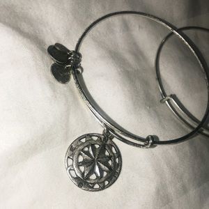 FIVE Alex & Ani Bracelets Bundle